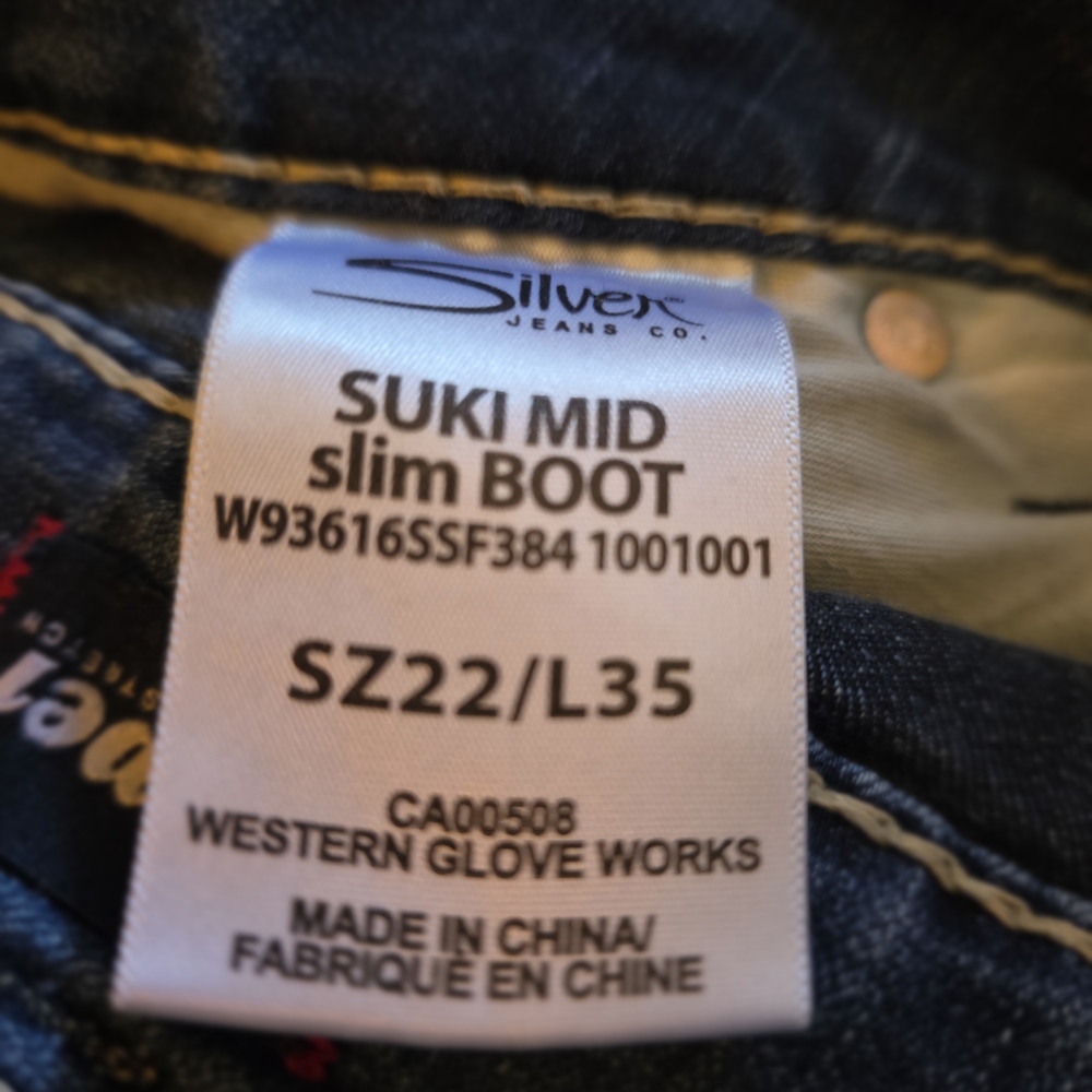 ISO: Silver Jeans--Suki Mid Slim Bootcut